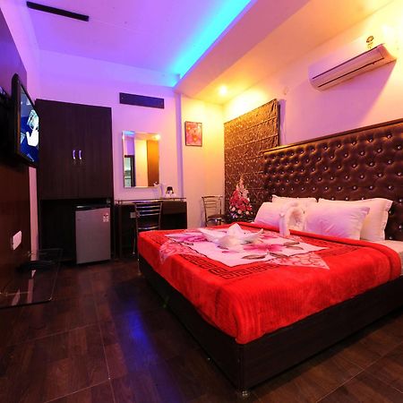 Hotel Pearl Inn & Suites Amritsar Eksteriør billede