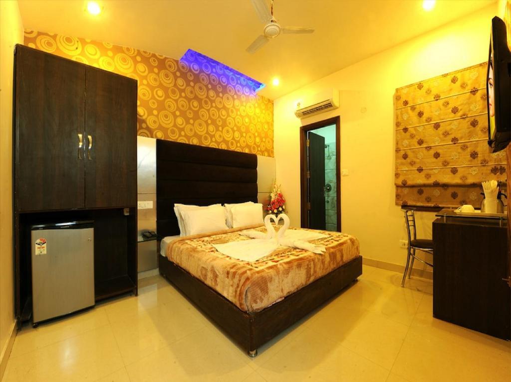 Hotel Pearl Inn & Suites Amritsar Eksteriør billede