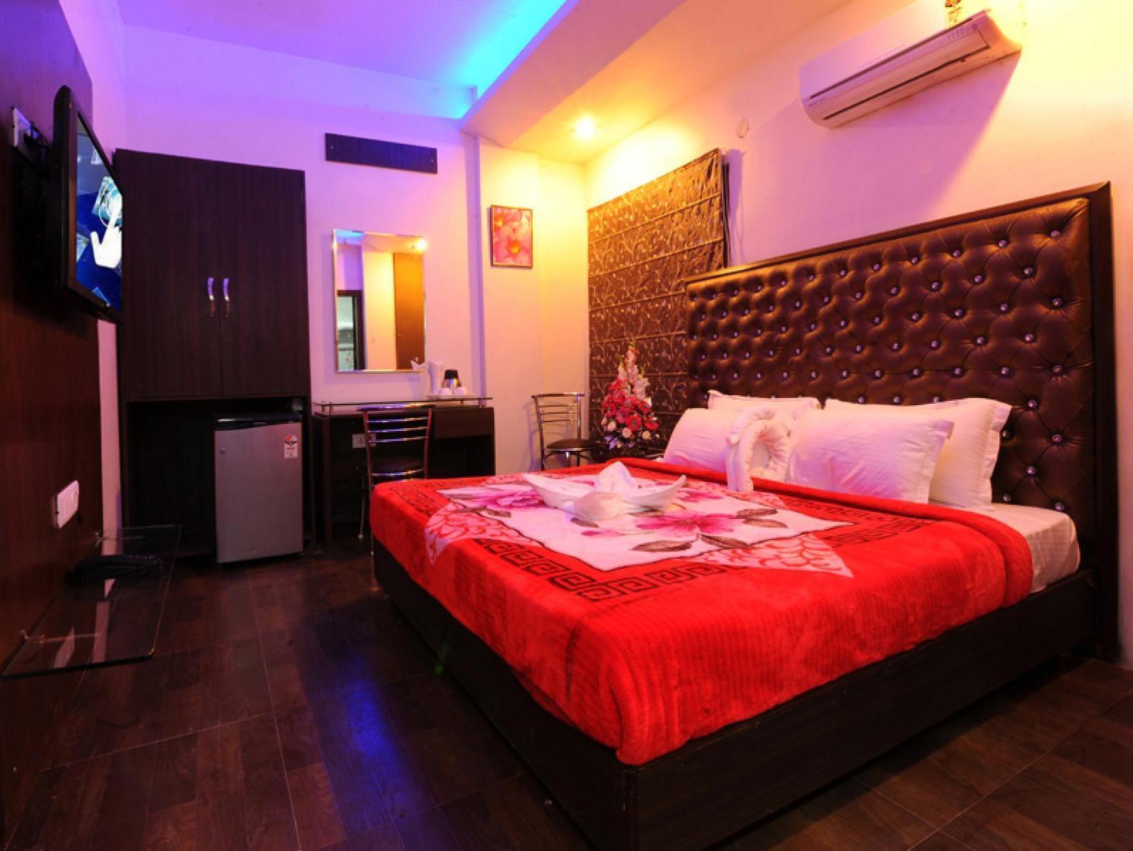 Hotel Pearl Inn & Suites Amritsar Eksteriør billede